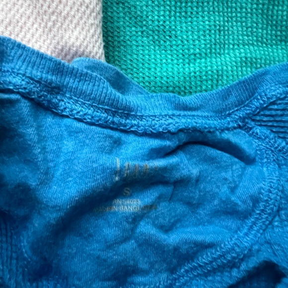 Bundle of 3 Women’s Size Small Thermal Tops - Picture 3 of 7